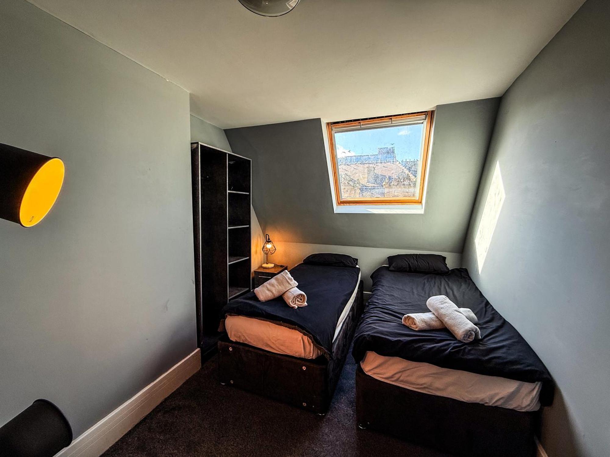2 Bedroom Apartment In The Heart Of Newcastle - Spacious - Sleeps 7 Ngoại thất bức ảnh